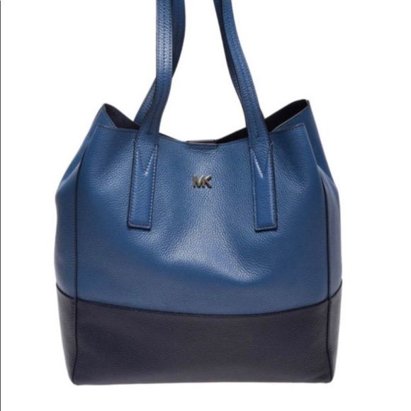 New Michael Kors Junie Hobo Leather
